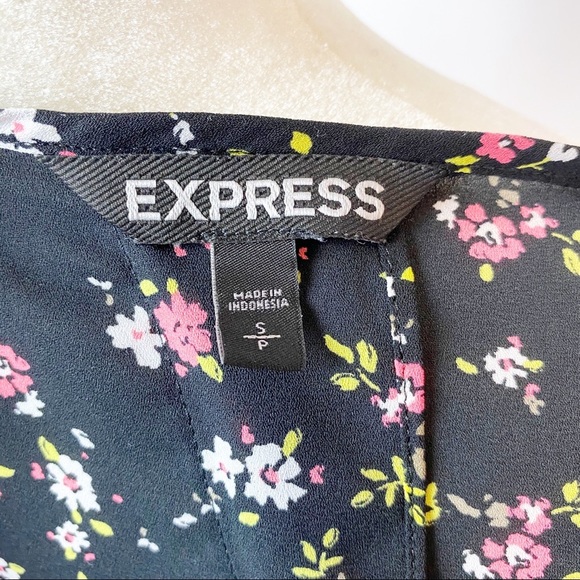 EXPRESS Scoop Neck Open Back Tank Top Shirt Blouse - Picture 6 of 8